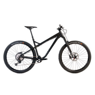 Identiti 2022 AKA 27.5 XT XT 1x12sp, MRP Ribbon Air Fork, Halo Vapour 35 wheels Black